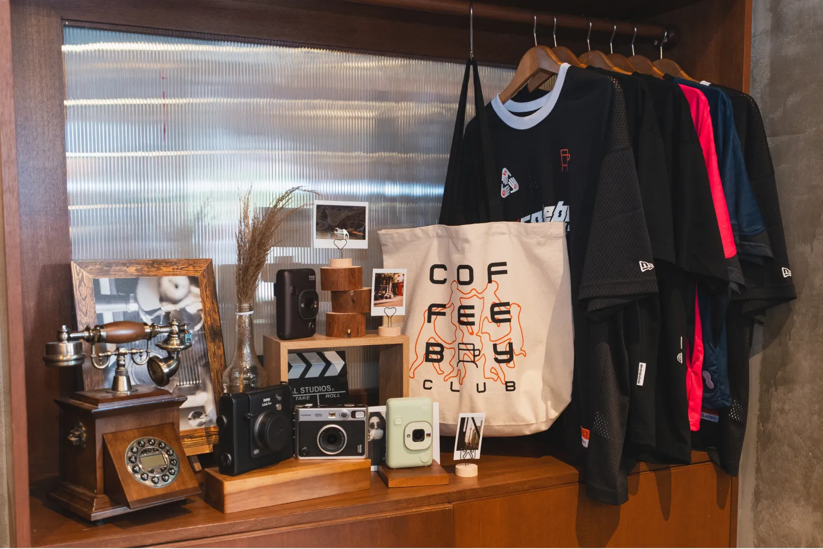 Fujifilm Instax Café Takeover — Café Takeover by La Memoria (photo 5)