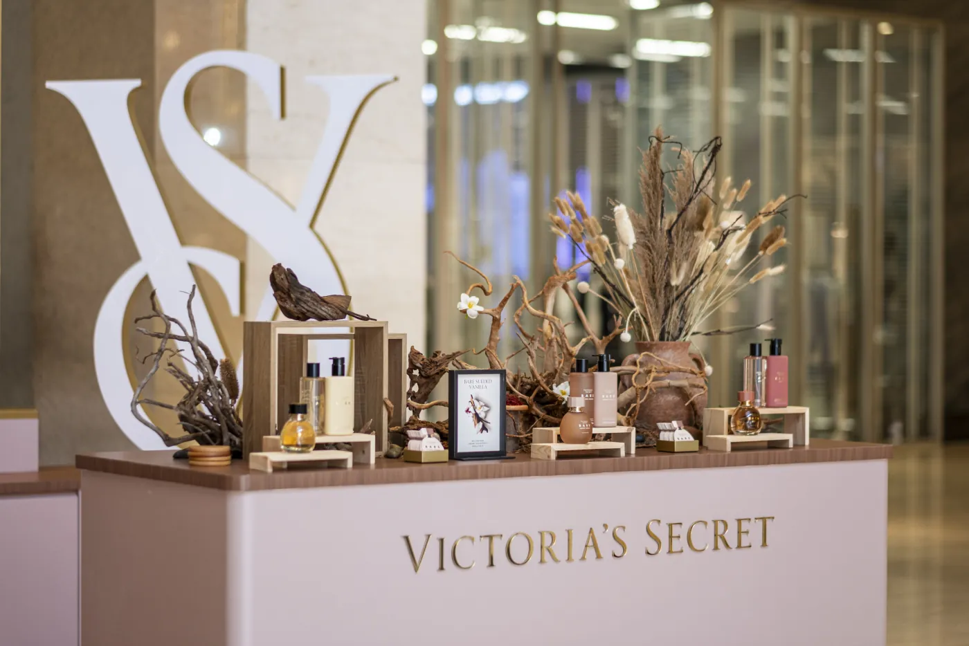 Bare Sueded Vanilla Debut — Brand Activation, Product Launch by La Memoria at Pavilion KL (photo 4)